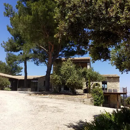Le Bastion Des Papes * Châteauneuf-de-Gadagne